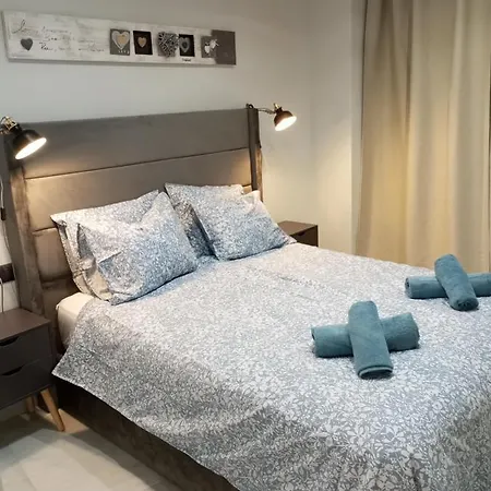 Verano - Old Town - Carmen Thyssen Apartamento